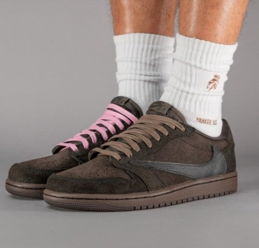 Travis Scott x Air Jordan 1 Low “Velvet Brown”