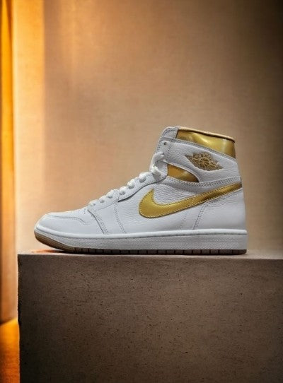 N_ike Air Jordan 1 Retro High OG Metallic Gold