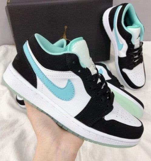 Air Jordan 1 Low “Island Green”