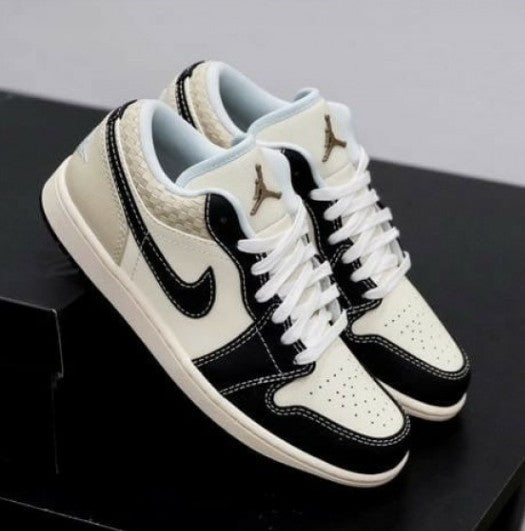 Nike Air Jordan 1 Low SE Coconut Milk Black