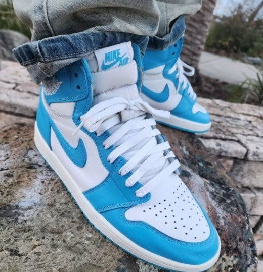 N_ikee Air Jordan 1 High OG UNC