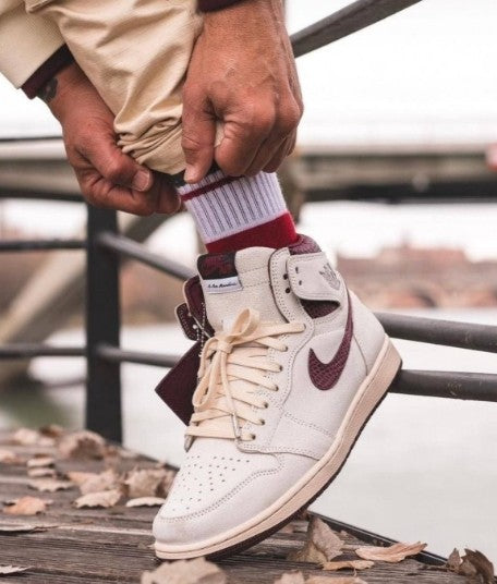 Nike Air Jordan 1 Retro High OG A Ma Maniére Semi UA