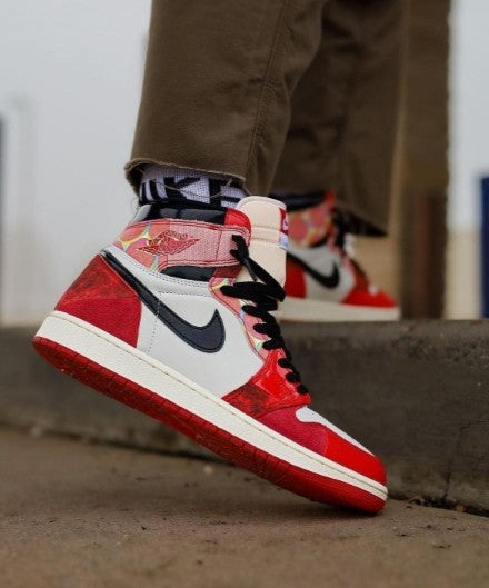N_ike Air Jordan 1 High "Spider-Verse" –