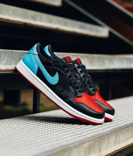 N_ike Air Jordan 1 Low OG UNC to Chicago