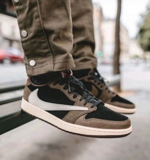 Travis Scott x Air Jordan 1 Low OG "Dark Mocha"