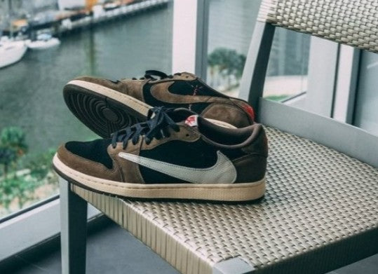 Travis Scott x Air Jordan 1 Low OG "Dark Mocha"