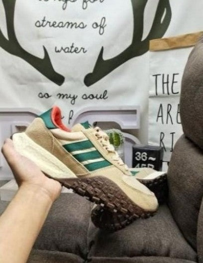 Adidas Retropy E5 WRP in Dark Beige Green