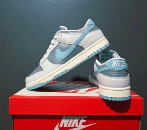 N_ike Dunk Low Retro Photon Dust Smoke Grey