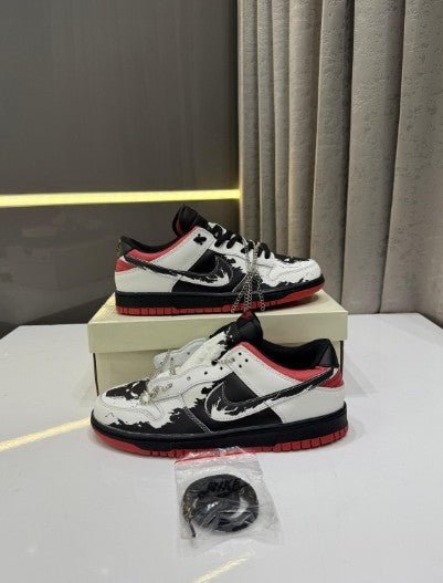N_ike SB Dunk Low Ghost Rider