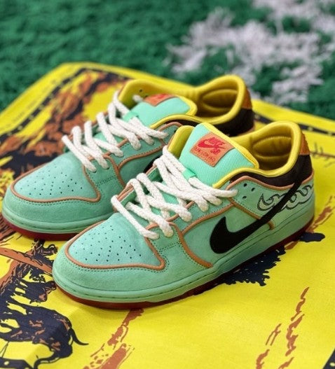 Nike SB Dunk Low "Rodeo Tourmaline"