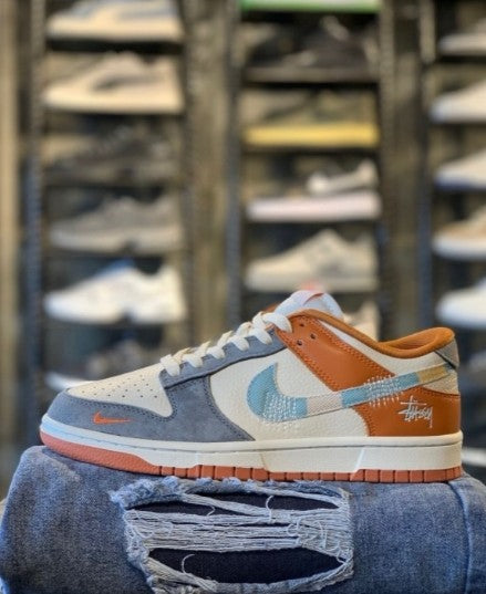 Nike SB Dunk Low x Stüssy Grey Orange