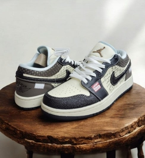 N_ike Air Jordan 1 Low Print Mail Brown