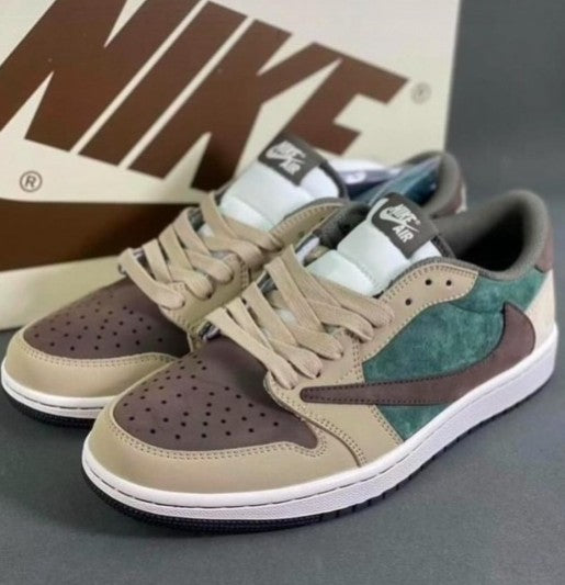 Air Jordan 1 Retro Low Travis Scott Brown