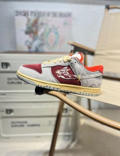 Nike Dunk Low CNY “Year of the Dragon Red Legend”